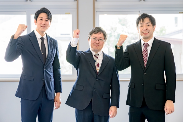 正社員/勤務地：東京都新宿区（本社）