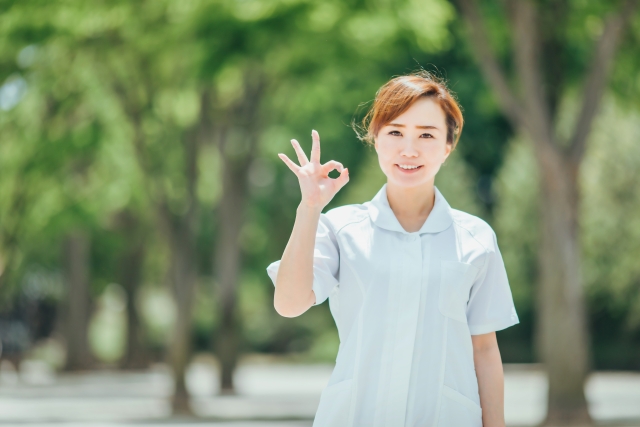 皮膚科クリニック受付/週4日の月給制/未経験OK/梶が谷駅２分