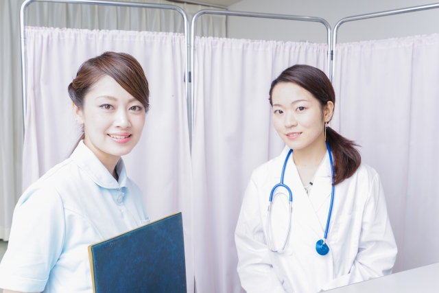 病院のクラーク募集/未経験OK/資格取得あり/大島駅1分