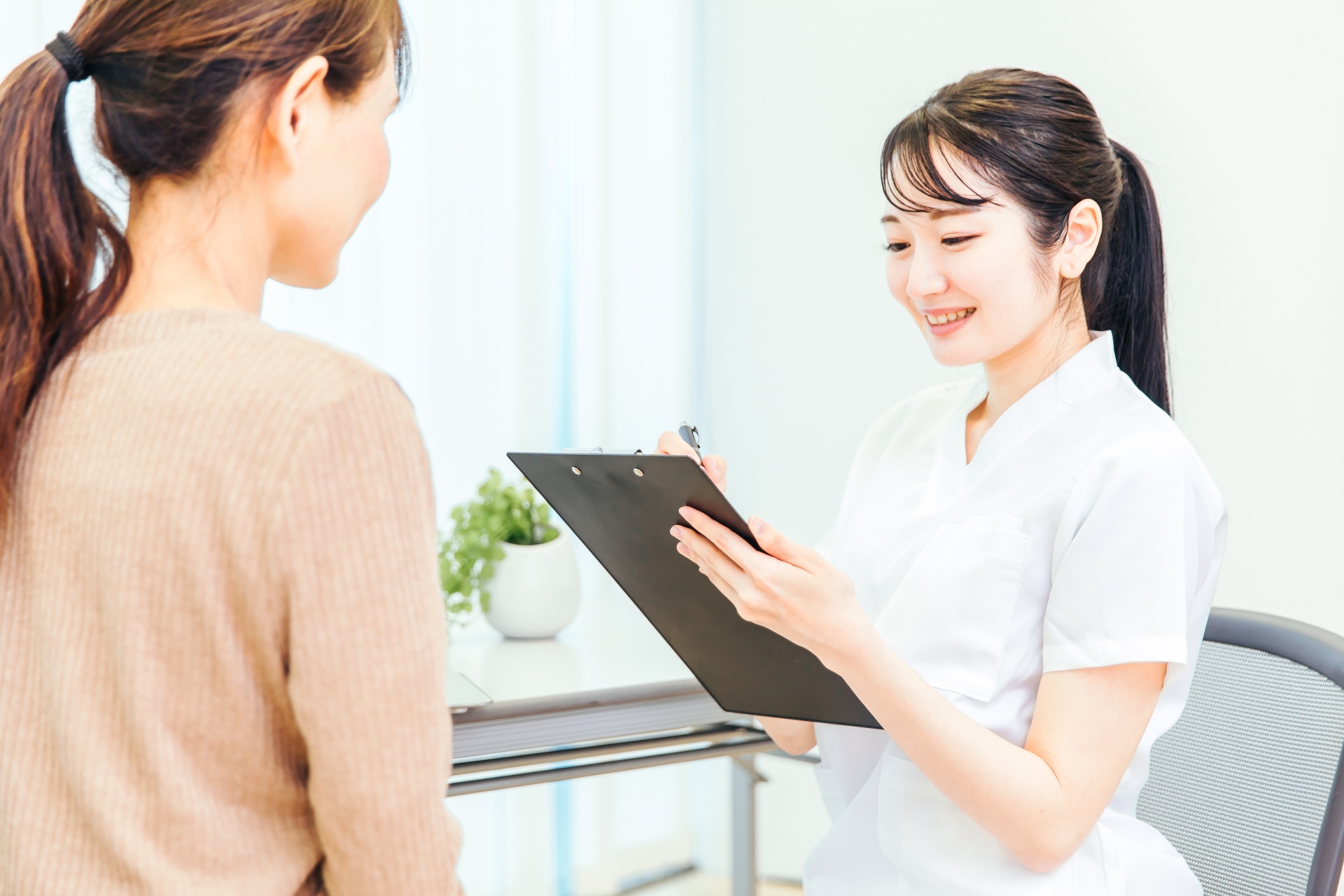 病院の外来クラーク◎患者対応をお任せします◎